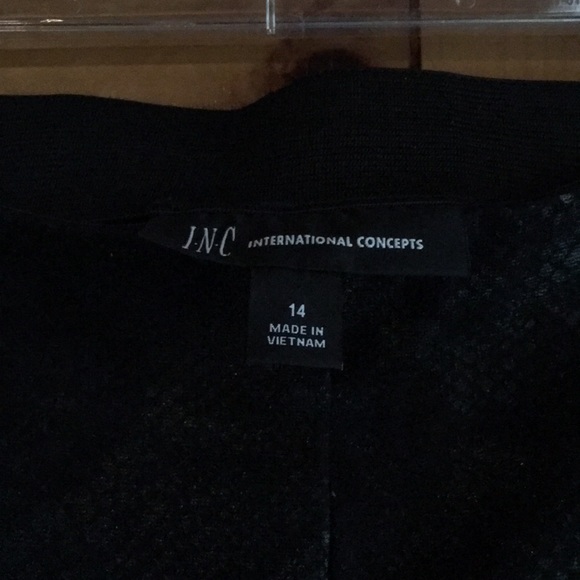 INC snakeskin leggings - Picture 3 of 3